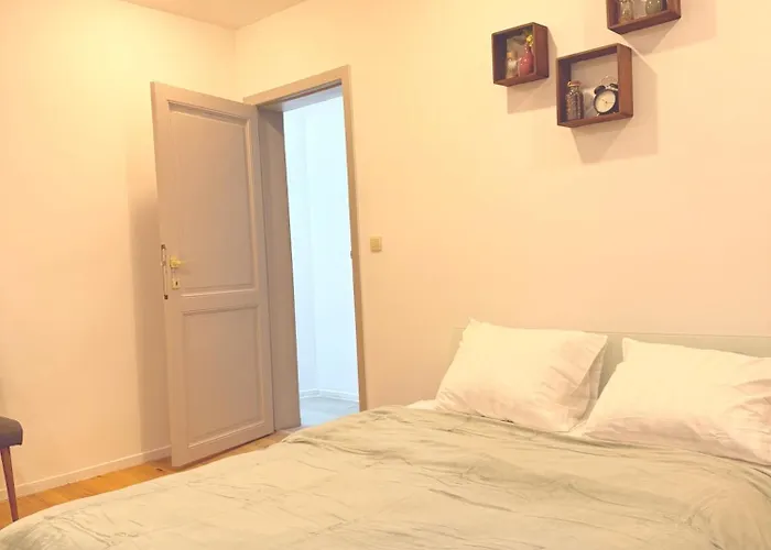 Vicos House